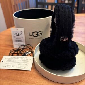Black Ugg Wired Earmuffs with box